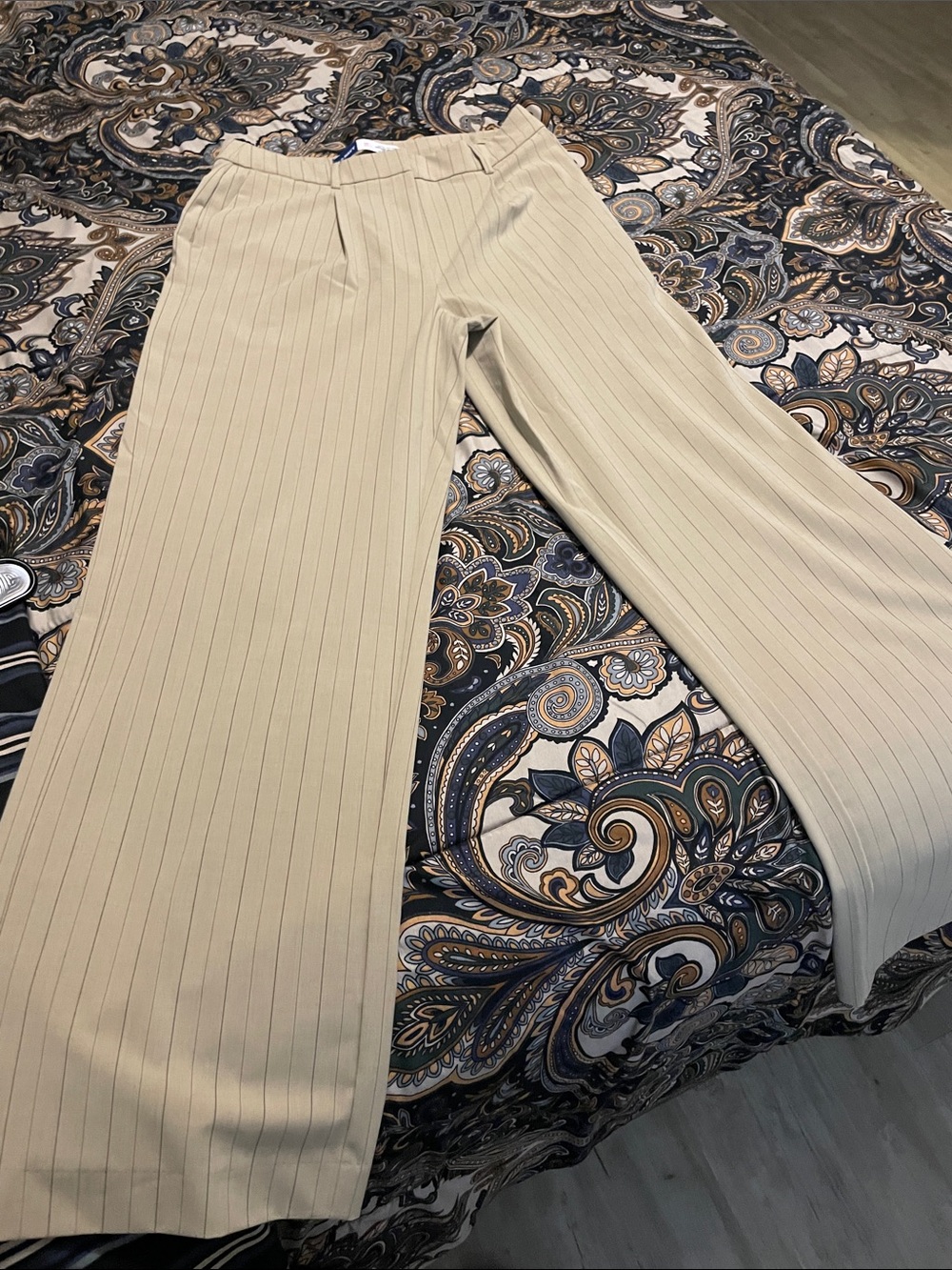 NEW women’s Old Navy Taylor wide leg trouser with adjustable waist bands